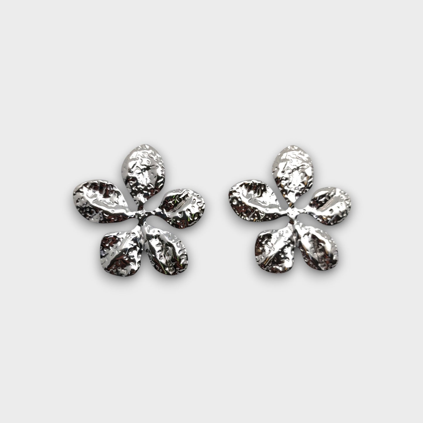 Orecchini Fiore Martellato - Oro & Argento
