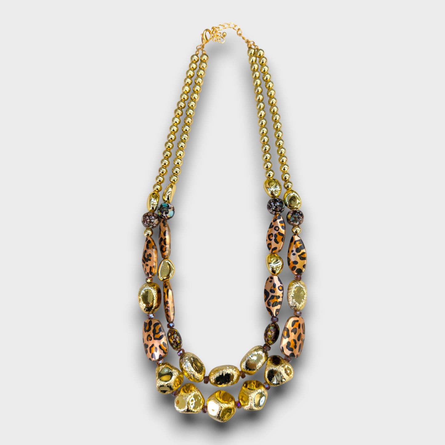 Collana Multistrato Animalier con Perle Dorate