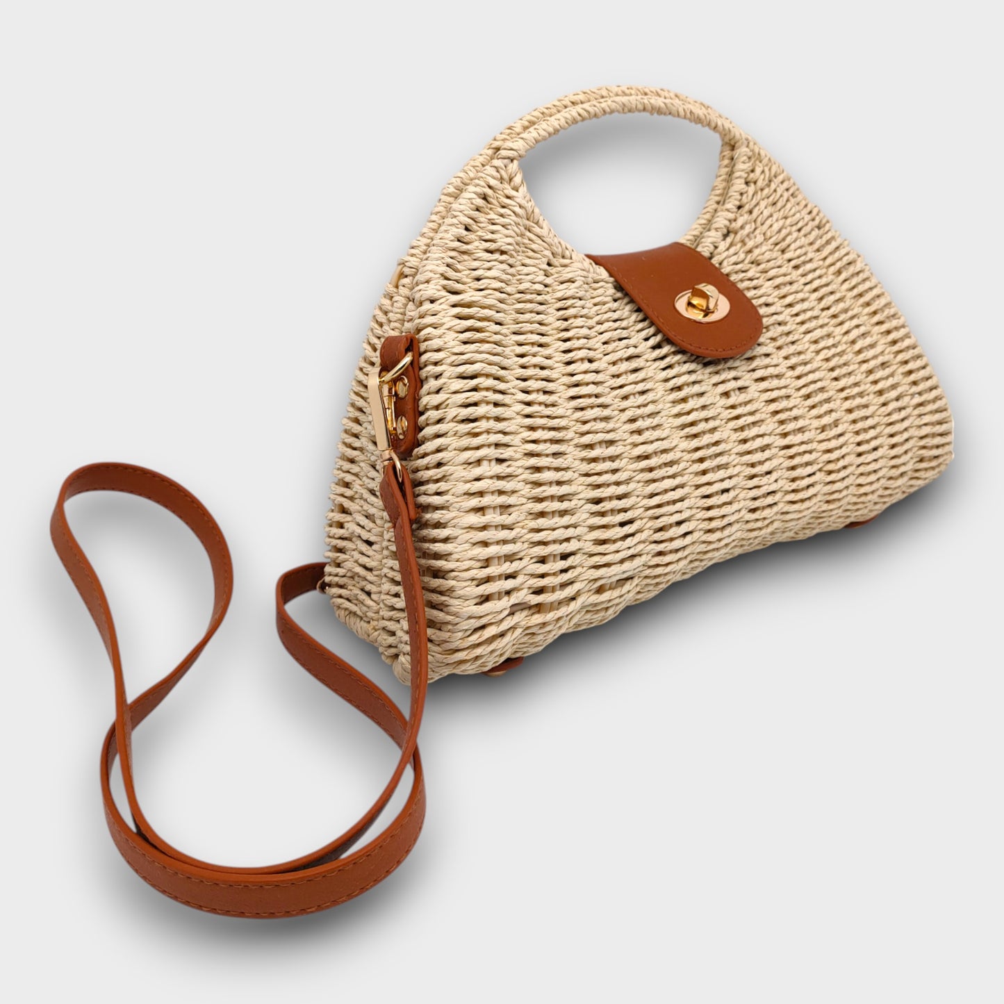 Borsa Trapezio Intrecciata – Stile Vintage con Tracolla Regolabile