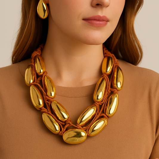 Collana Gocce Dorate – Stile Boho Chic Intrecciato