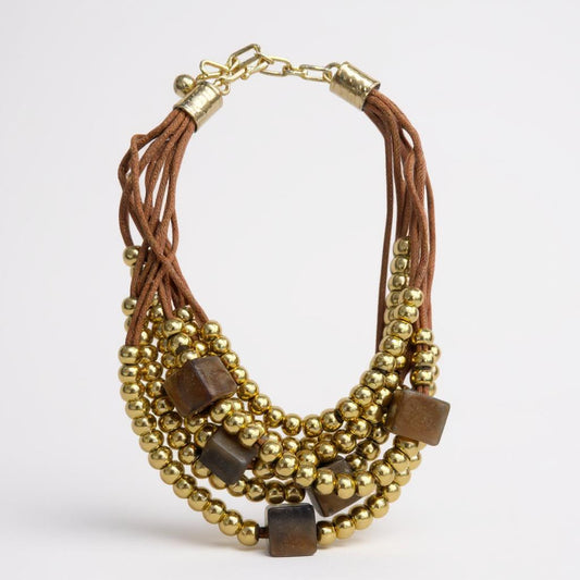 Collana "Terra Dorata" – Perle Oro e Cordoncini in Similpelle