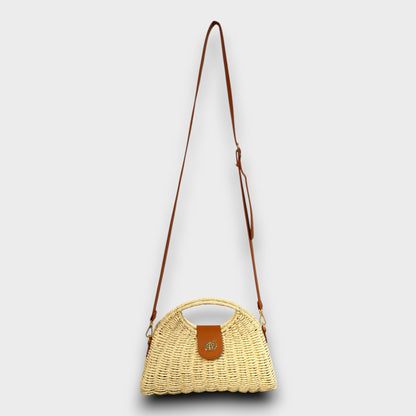 Borsa Trapezio Intrecciata – Stile Vintage con Tracolla Regolabile