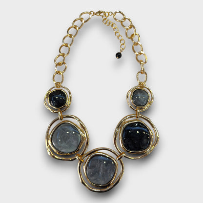 Collana Cerchio Astratto con Pietre Colorate – 4 Varianti