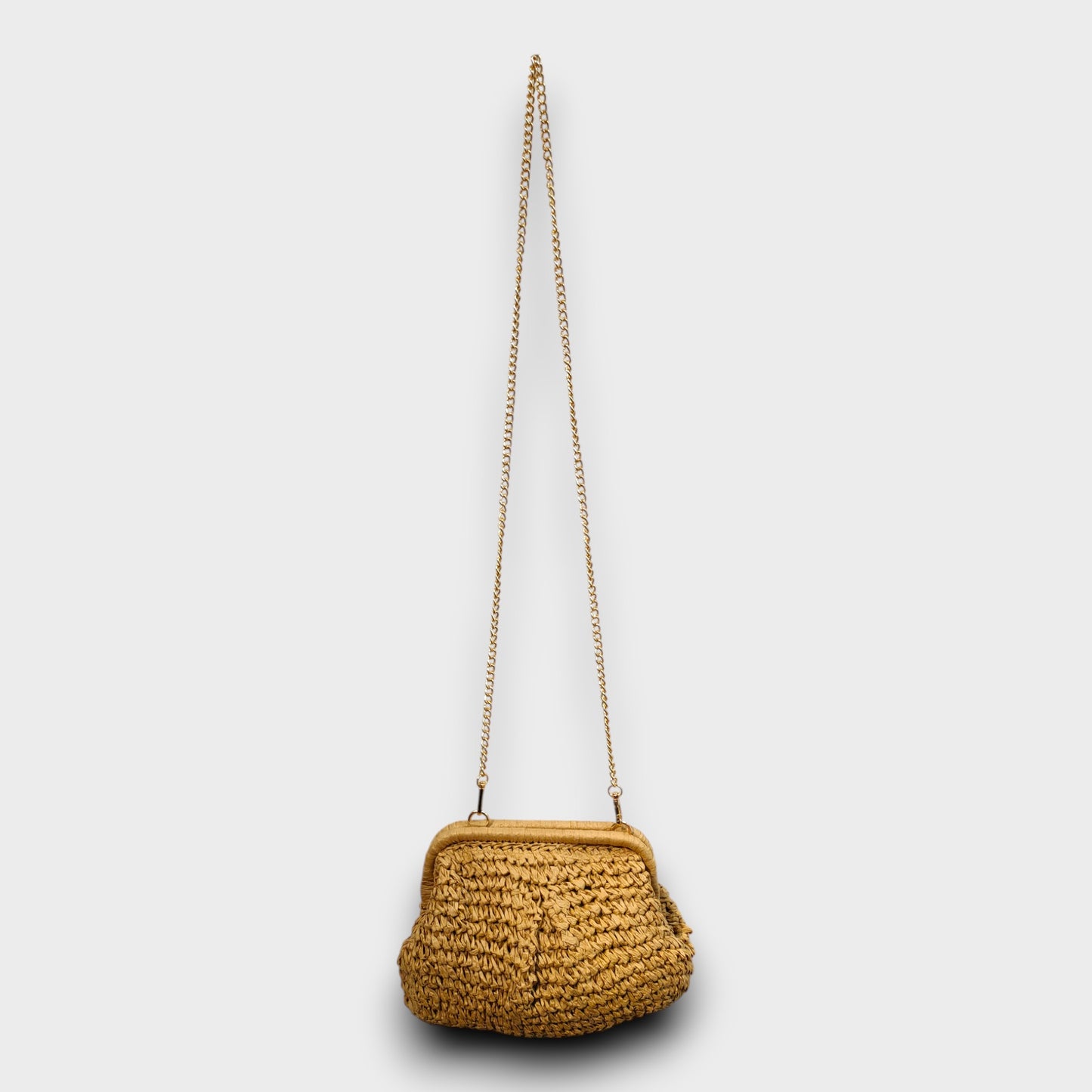 Pochette Intrecciata a Mano – Stile Naturale Estivo 🌿